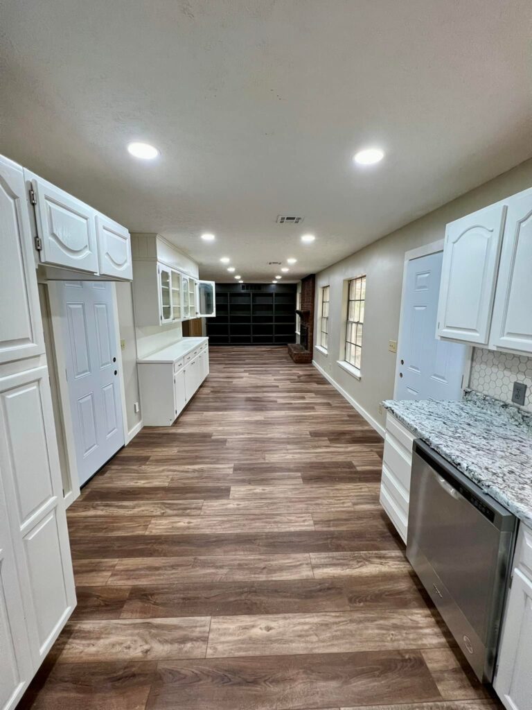 wright-choice-remodel-kitchen-hallway