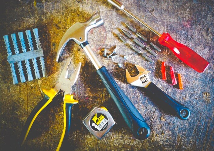 installation-services-wright-choice-remodeling-hammer-screwdriver-pliers